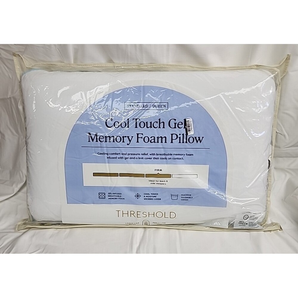 Threshold Standard/Queen Medium Firm Cool Touch Memory Foam Bed Pillow -